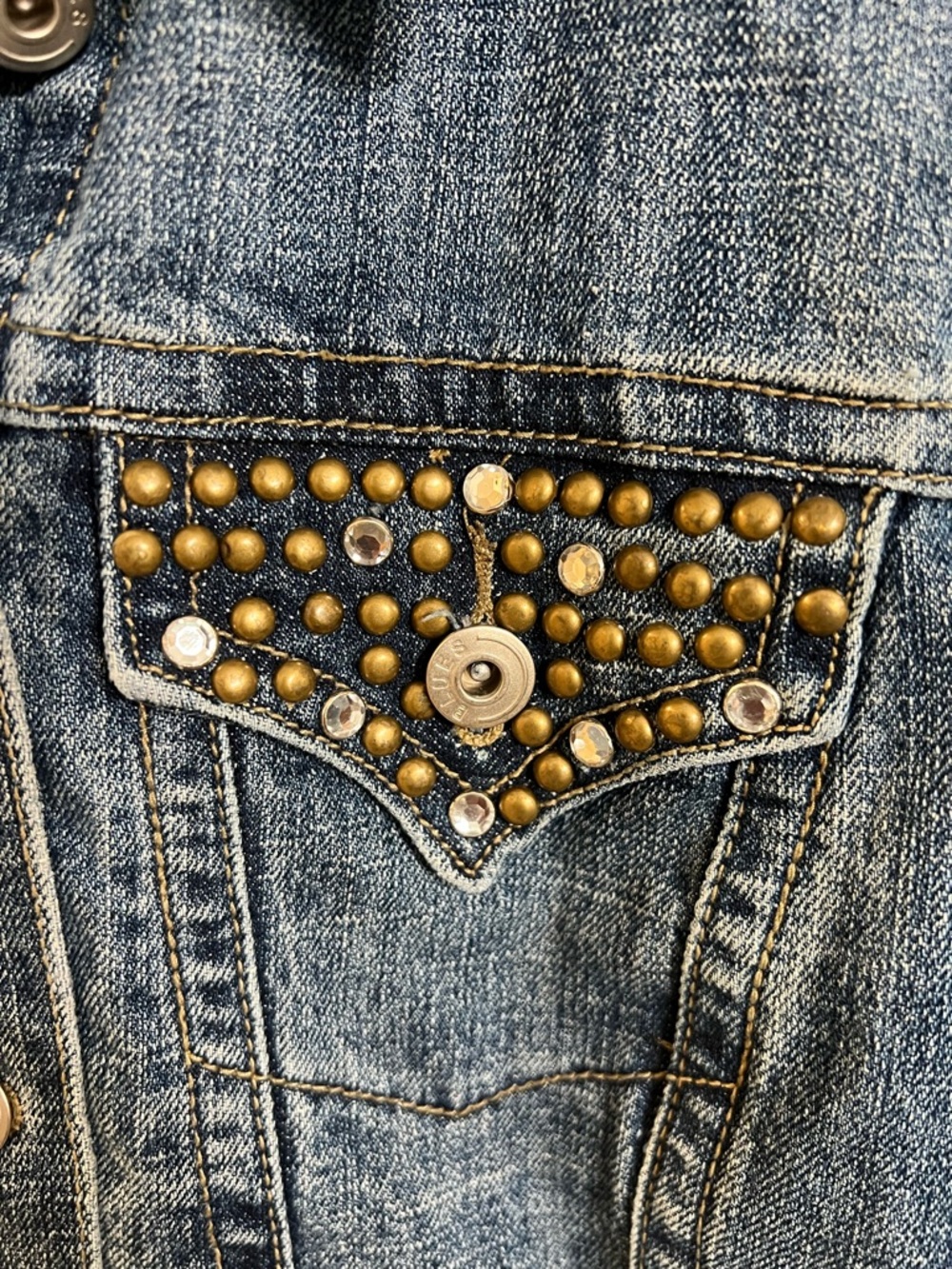 Baccini Women’s Light Blue Rhinestone Embellished Denim Jacket! Size Medium. - Picture 3 of 12